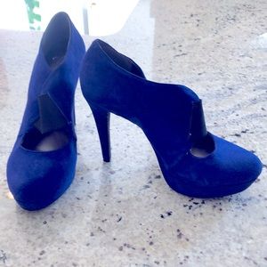 Jessica Simpson royal blue suede platform bootie